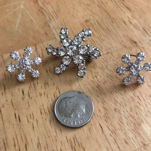 Antique pin with earrings